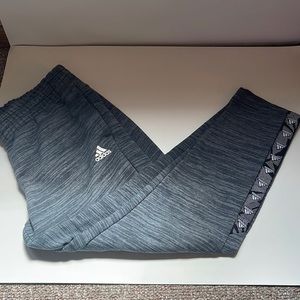 ADIDAS SWEATS